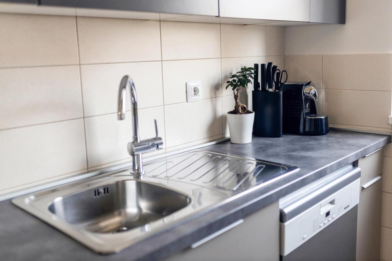 Apartment Montesa Zadar With Free Parking And Balcony Eksteriør billede