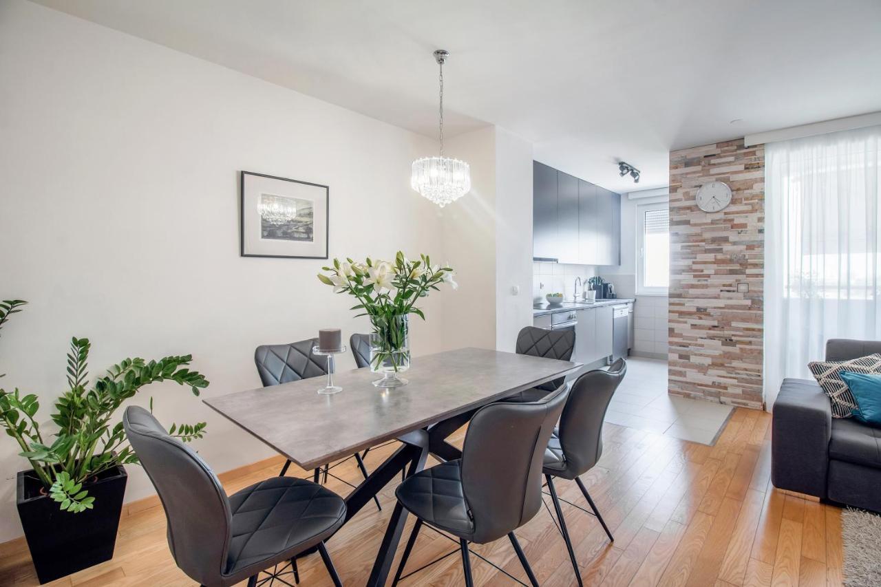 Apartment Montesa Zadar With Free Parking And Balcony Eksteriør billede