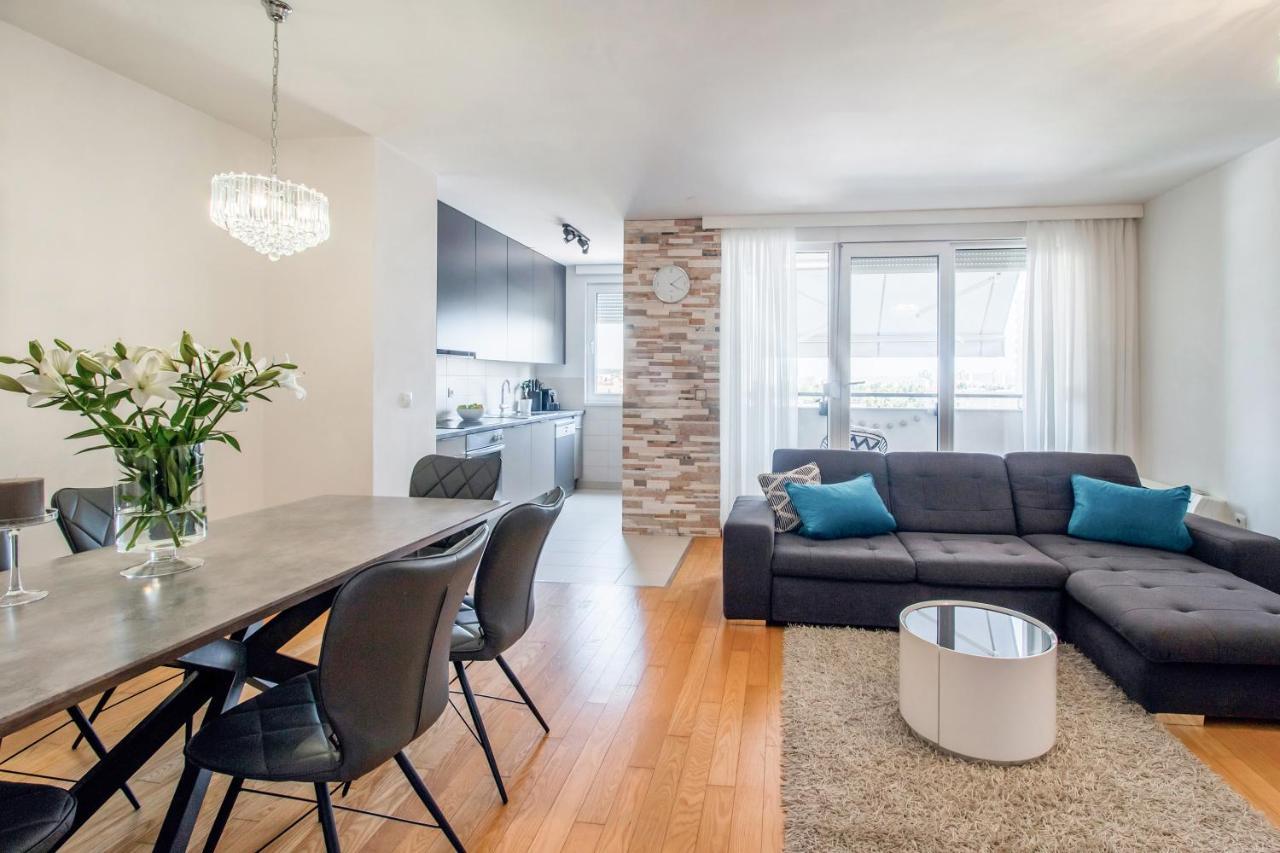 Apartment Montesa Zadar With Free Parking And Balcony Eksteriør billede