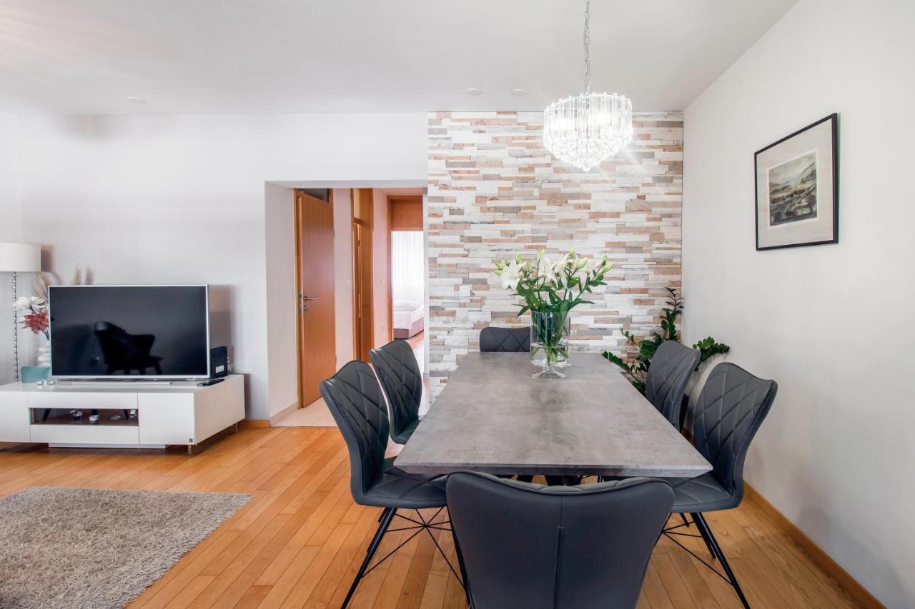 Apartment Montesa Zadar With Free Parking And Balcony Eksteriør billede