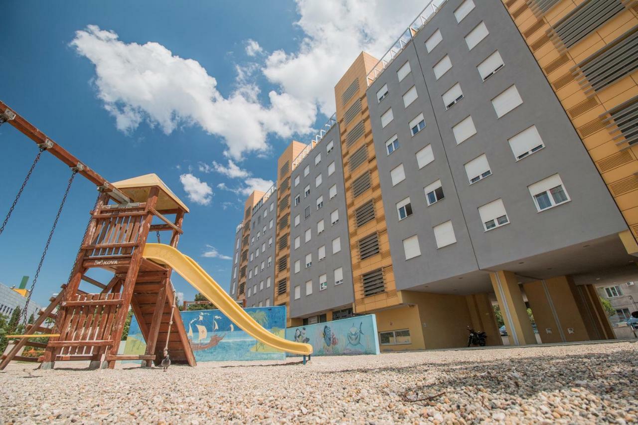 Apartment Montesa Zadar With Free Parking And Balcony Eksteriør billede