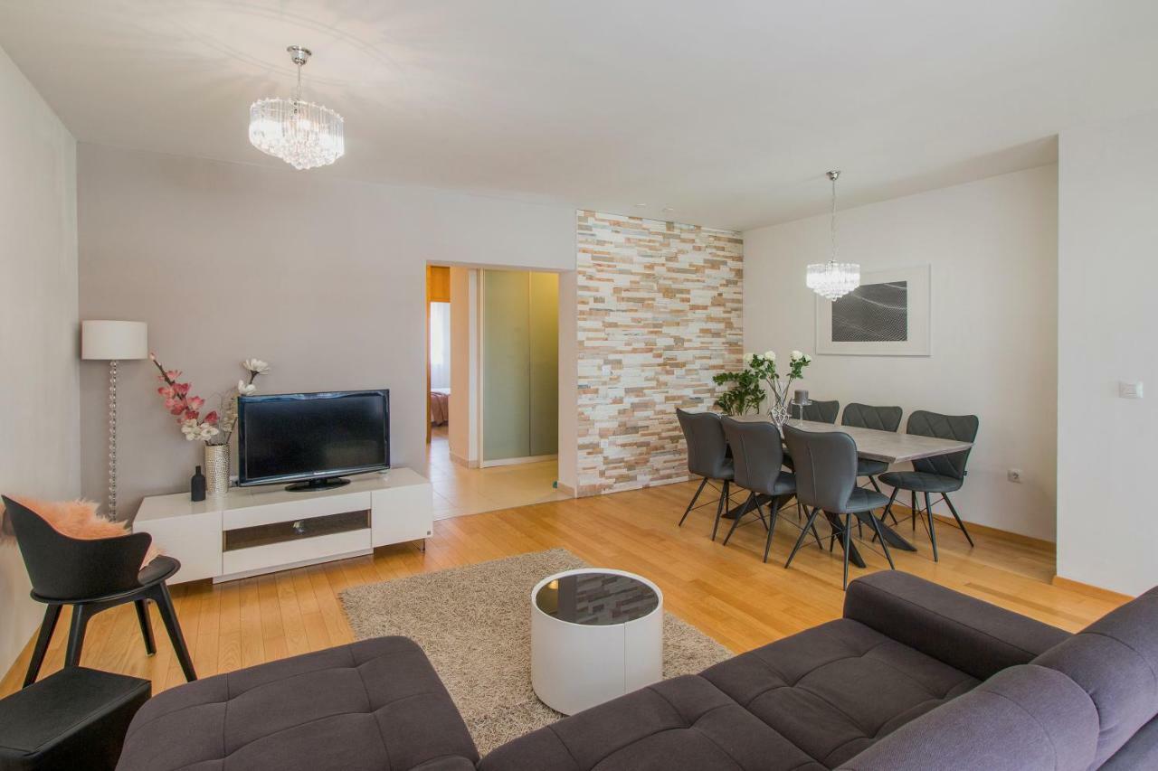 Apartment Montesa Zadar With Free Parking And Balcony Eksteriør billede